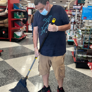 Eddie mopping